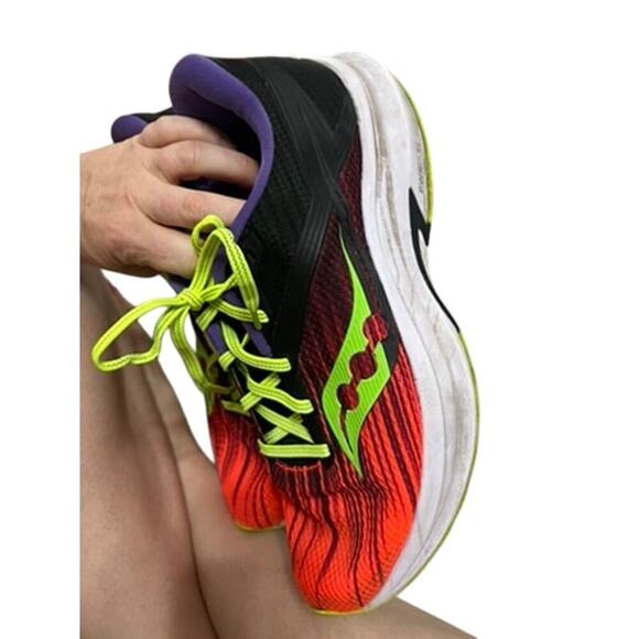 EUC Mens Saucony PWRRUN Axon Visi Pro running shoes size 10 colorful bright - Picture 6 of 8